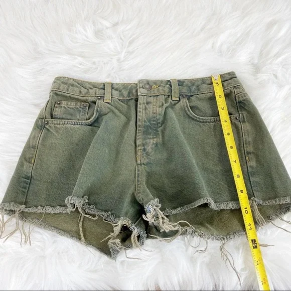 Subdued Vintage crop green Jean shorts 27 raw hem Summer Cute Stylish - Picture 4 of 8
